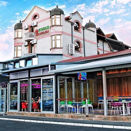 Estrada Lux Hotel เบลเกรด ภายนอก รูปภาพ